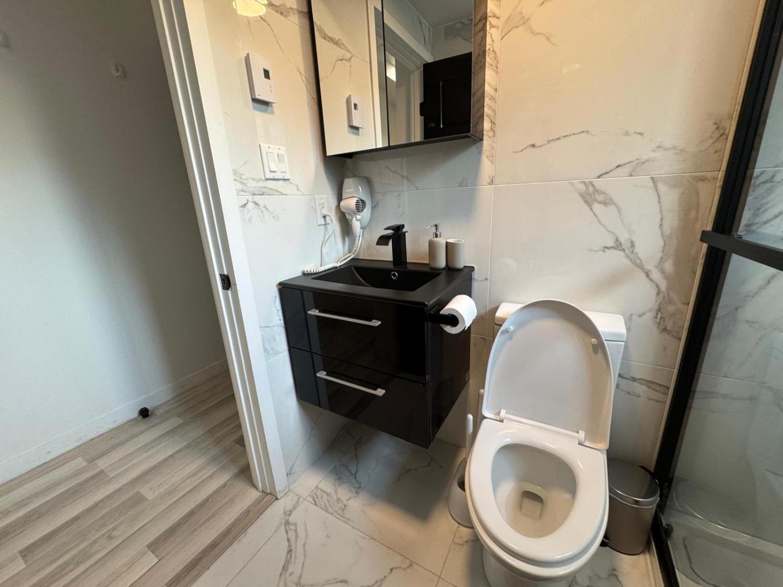 Ndg Dreams! New & Modern 3Br Easy City Life Montréal Exterior foto
